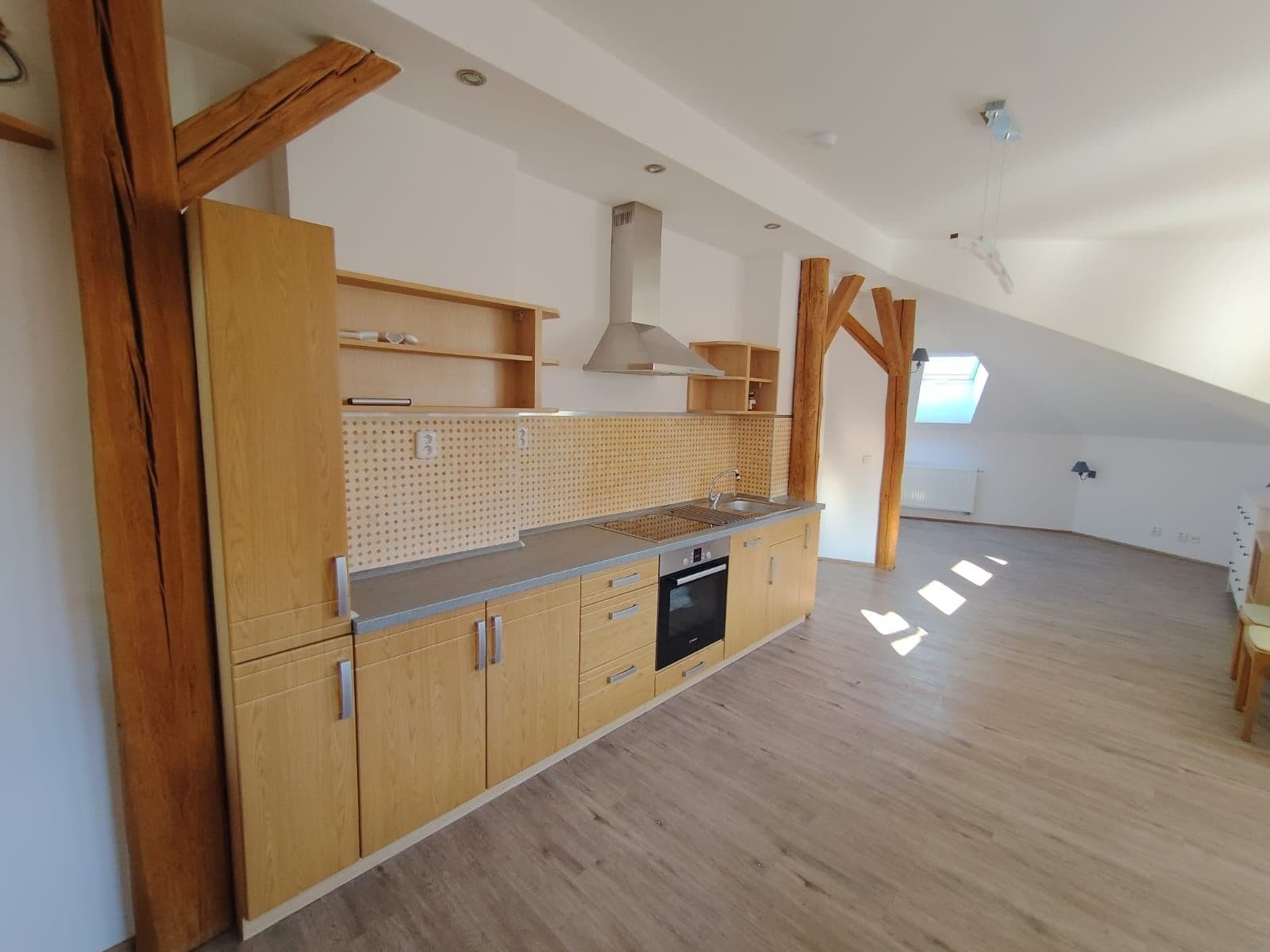 1 bedroom with open-plan kitchen flat to rent, 63 m², Nádražní, Vrchlabí, Královéhradecký Region 1 bedroom with open-plan kitchen flat to rent, 63 m², Nádražní, Vrchlabí, Královéhradecký Region