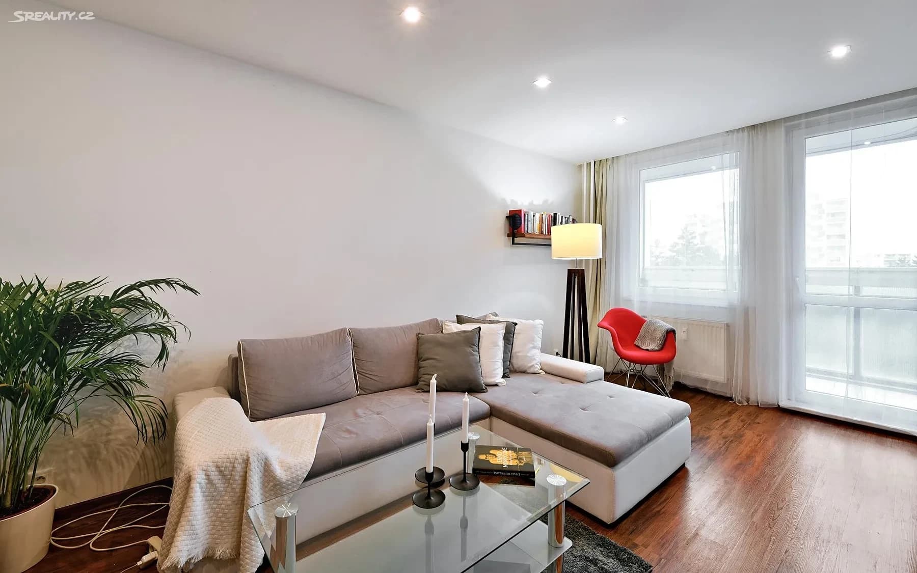 1 bedroom with open-plan kitchen flat to rent, 44 m², Veltruská, Prague, Prague 1 bedroom with open-plan kitchen flat to rent, 44 m², Veltruská, Prague, Prague