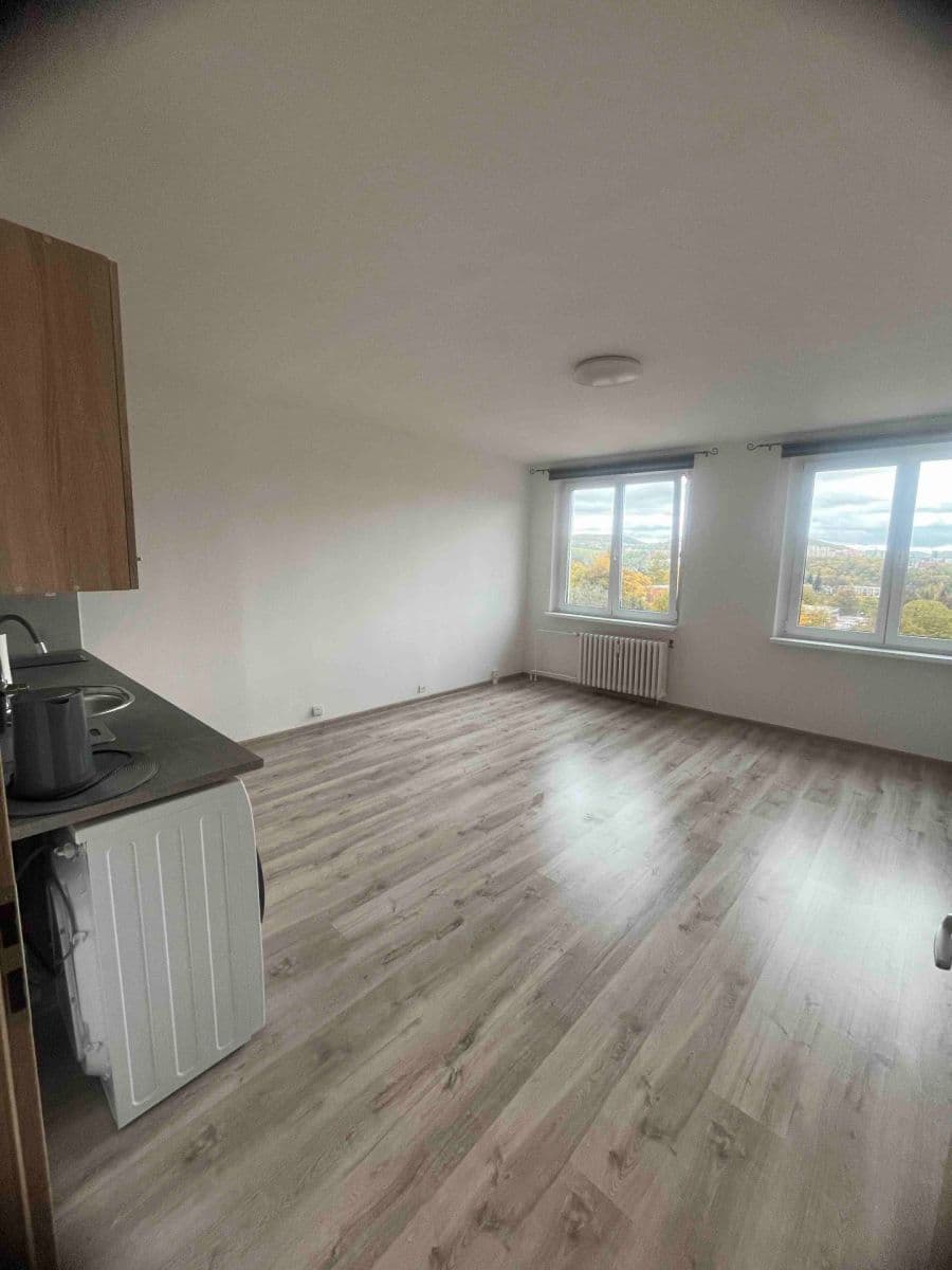 Studio flat to rent, 31 m², Dukelských hrdinů, Ústí nad Labem, Ústecký Region Studio flat to rent, 31 m², Dukelských hrdinů, Ústí nad Labem, Ústecký Region