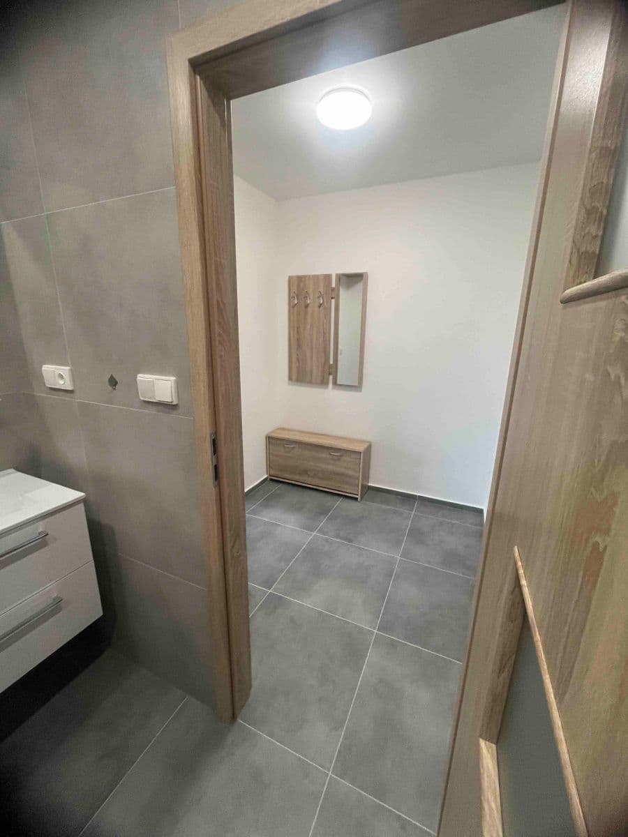 Studio flat to rent, 31 m², Dukelských hrdinů, Ústí nad Labem, Ústecký Region Studio flat to rent, 31 m², Dukelských hrdinů, Ústí nad Labem, Ústecký Region