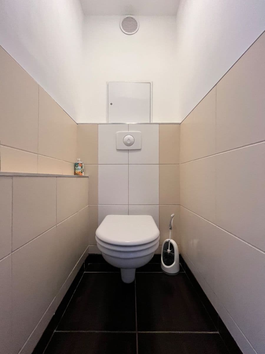 3 bedroom flat for sale, 81 m², U Jezera, Prague, Prague 3 bedroom flat for sale, 81 m², U Jezera, Prague, Prague