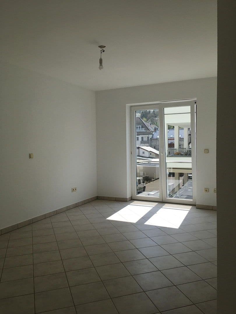 2 bedroom flat to rent, 73 m², Bad Neuenahr-Ahrweiler, Rhineland-Palatinate 2 bedroom flat to rent, 73 m², Bad Neuenahr-Ahrweiler, Rhineland-Palatinate