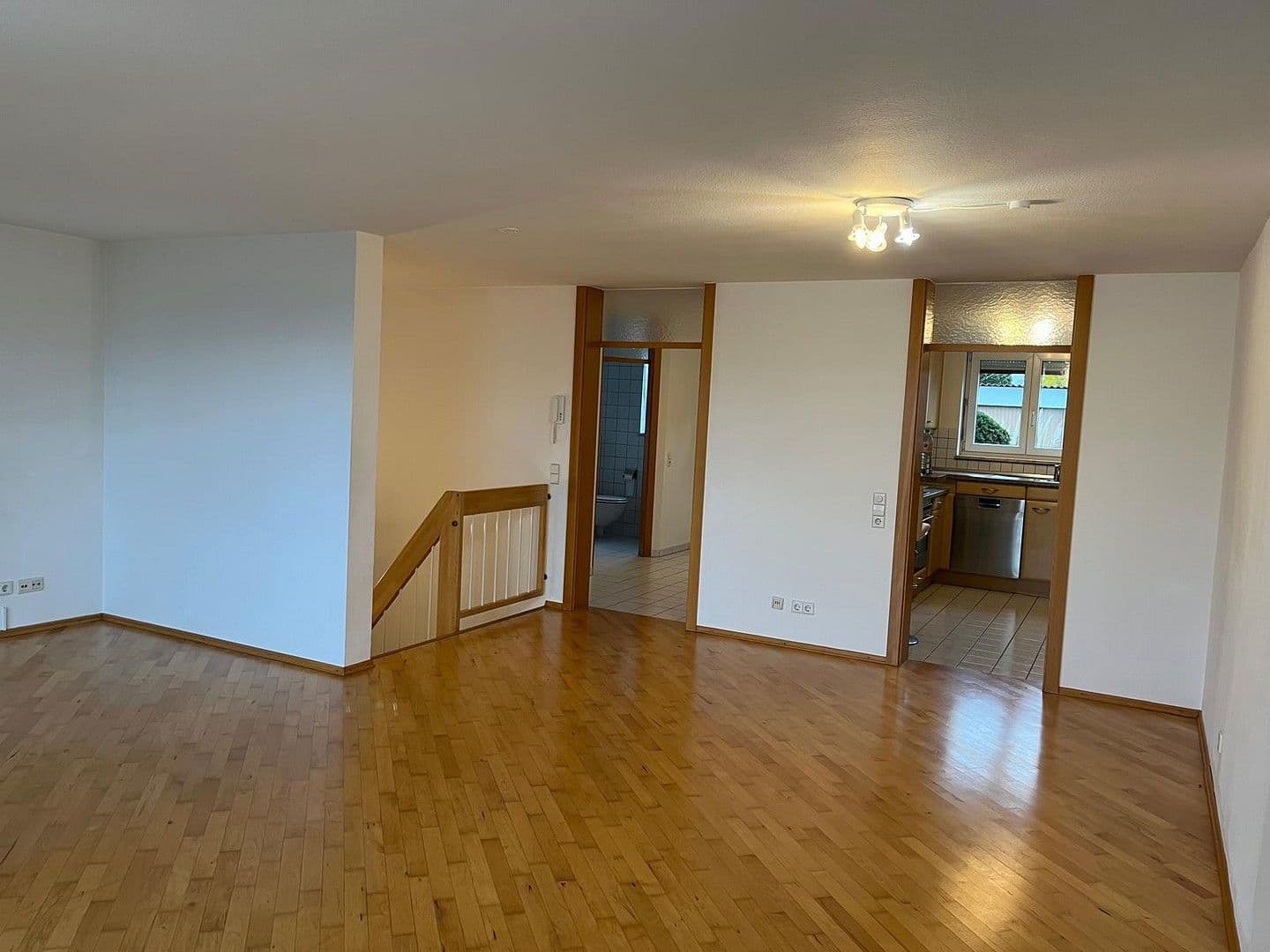 4 bedroom flat to rent, 108 m², Sindelfingen, Baden-Württemberg 4 bedroom flat to rent, 108 m², Sindelfingen, Baden-Württemberg