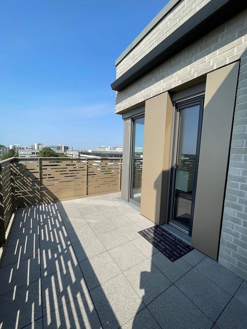 4 bedroom with open-plan kitchen flat for sale, 182 m², Metrostraße 15, Düsseldorf, North Rhine-Westphalia 4 bedroom with open-plan kitchen flat for sale, 182 m², Metrostraße 15, Düsseldorf, North Rhine-Westphalia