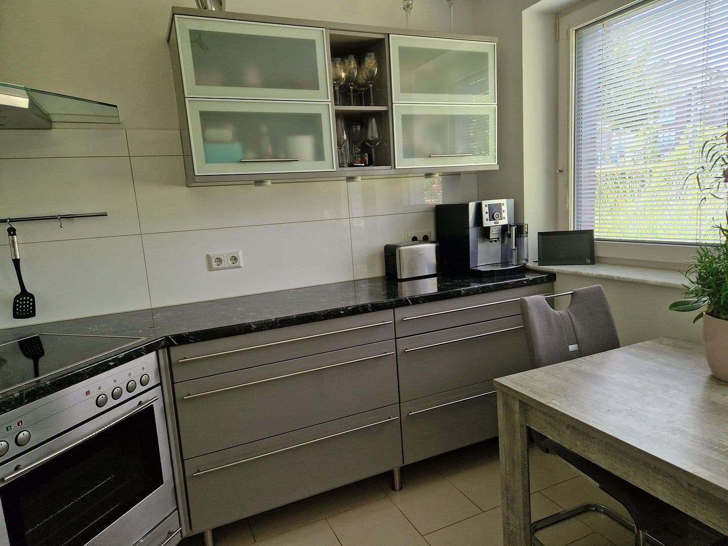 2 bedroom with open-plan kitchen flat to rent, 89 m², Recklinghausen, North Rhine-Westphalia 2 bedroom with open-plan kitchen flat to rent, 89 m², Recklinghausen, North Rhine-Westphalia