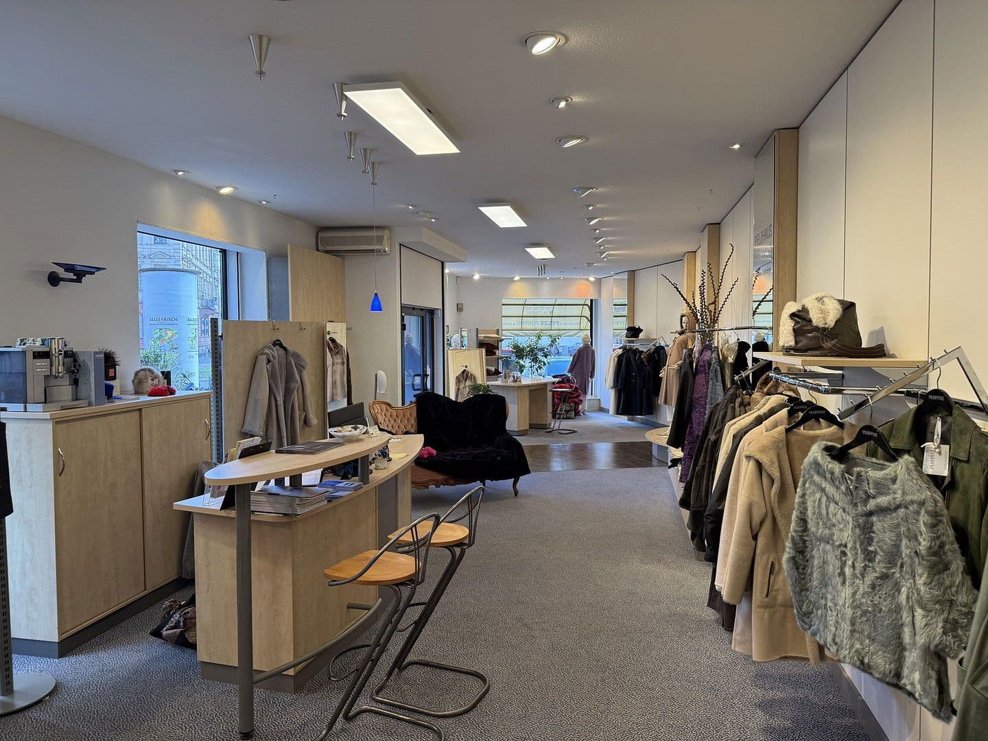 non-residential property to rent, 117 m², R7 27, Mannheim, Baden-Württemberg non-residential property to rent, 117 m², R7 27, Mannheim, Baden-Württemberg