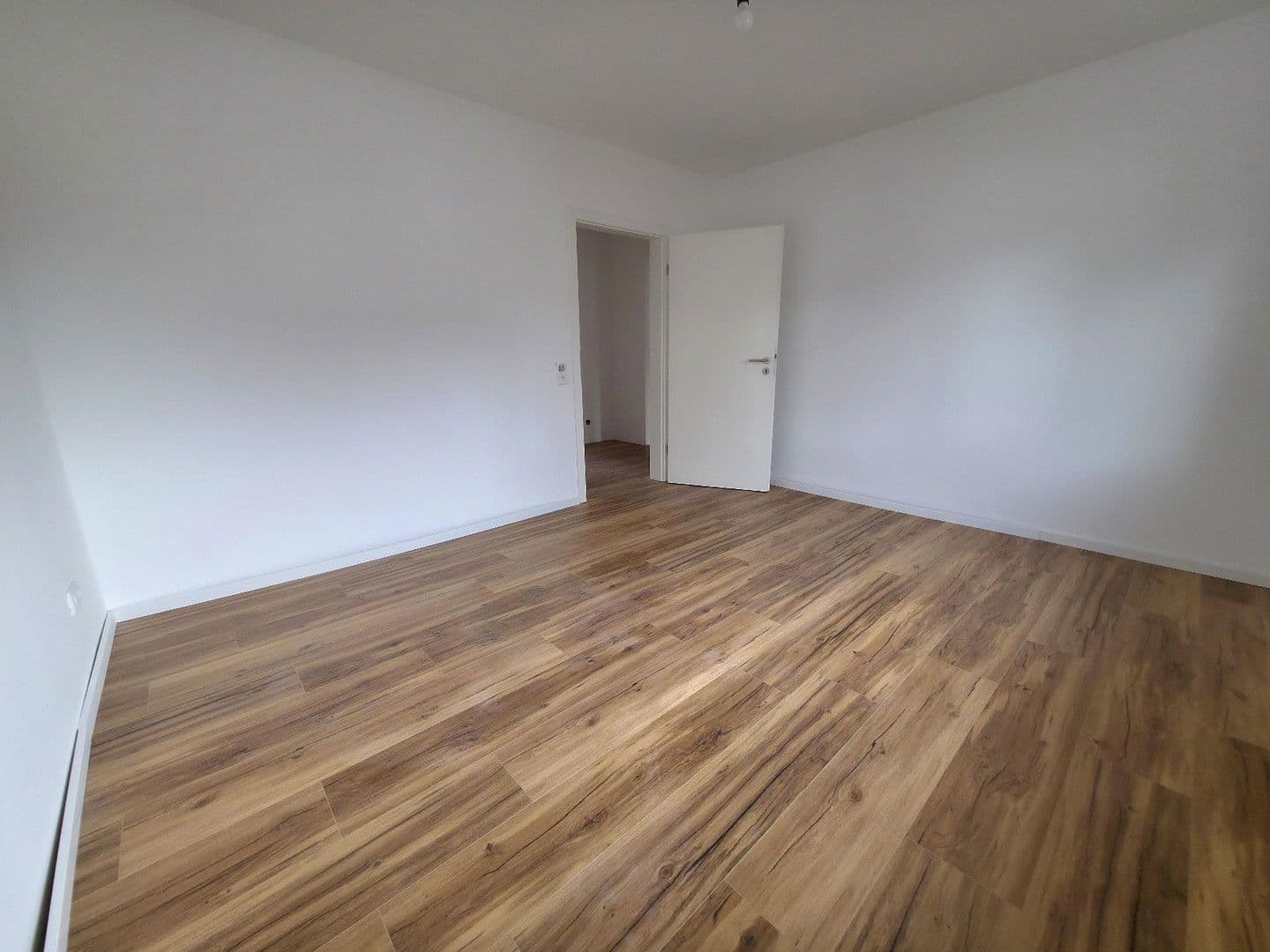 1 bedroom flat to rent, 60 m², Wesseling, North Rhine-Westphalia 1 bedroom flat to rent, 60 m², Wesseling, North Rhine-Westphalia