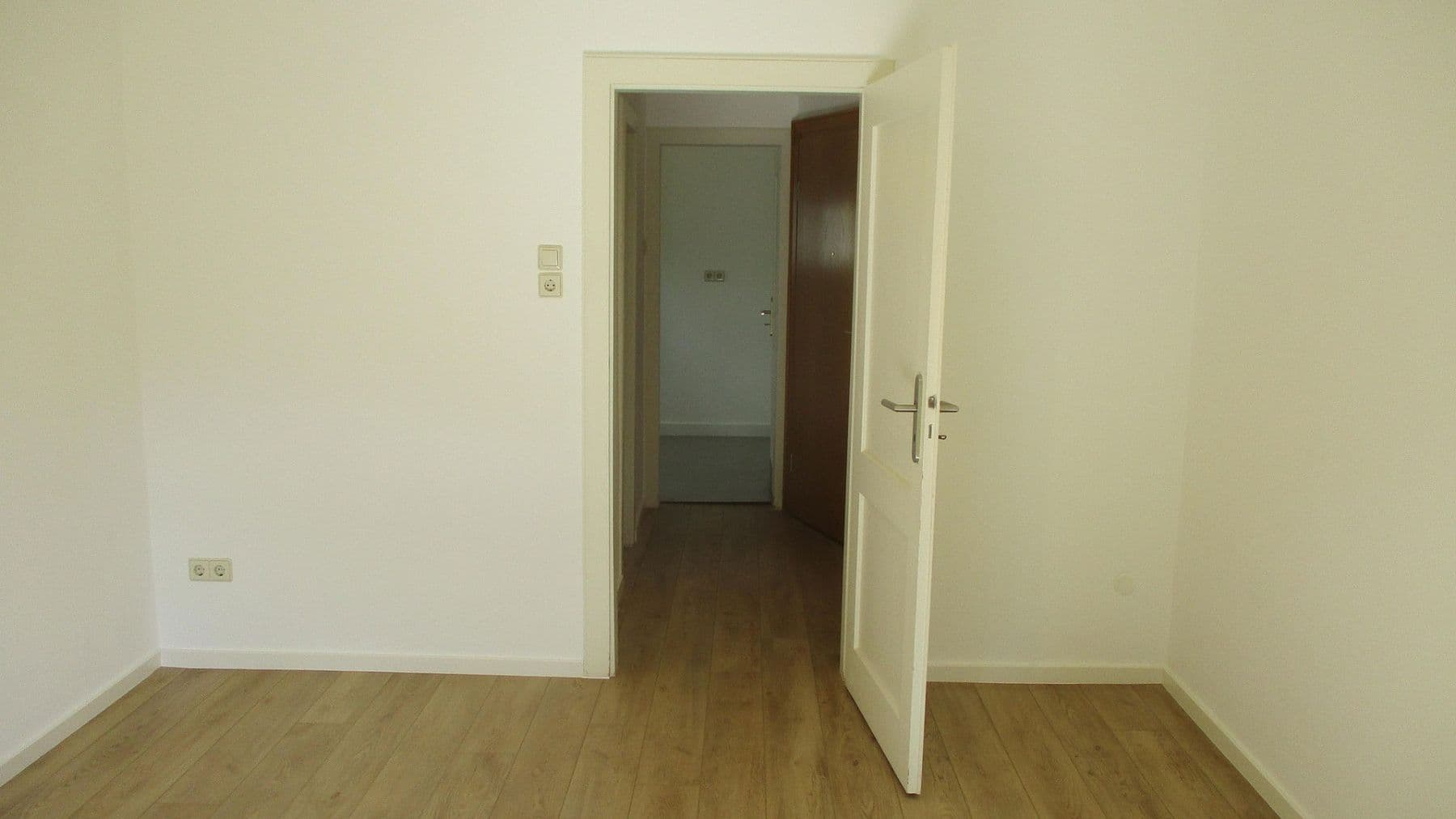 1 bedroom with open-plan kitchen flat for sale, 57 m², Stuttgart, Baden-Württemberg 1 bedroom with open-plan kitchen flat for sale, 57 m², Stuttgart, Baden-Württemberg