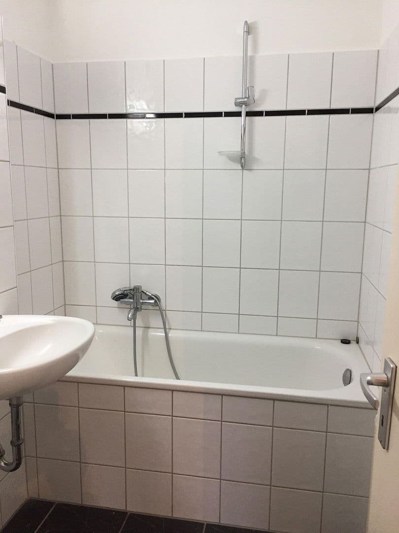 2 bedroom flat to rent, 63 m², Rheinstr. 16, Krefeld, North Rhine-Westphalia 2 bedroom flat to rent, 63 m², Rheinstr. 16, Krefeld, North Rhine-Westphalia