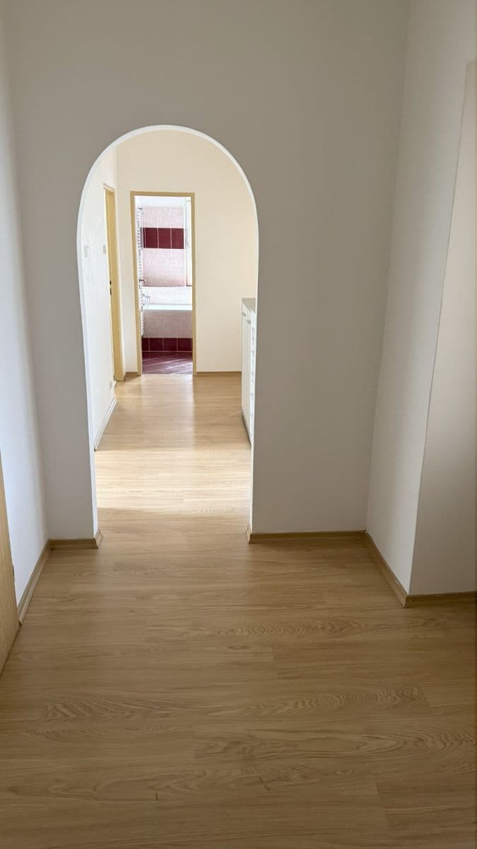 3 bedroom flat to rent, 105 m², Fügnerova, Jablonec nad Nisou, Liberecký Region 3 bedroom flat to rent, 105 m², Fügnerova, Jablonec nad Nisou, Liberecký Region