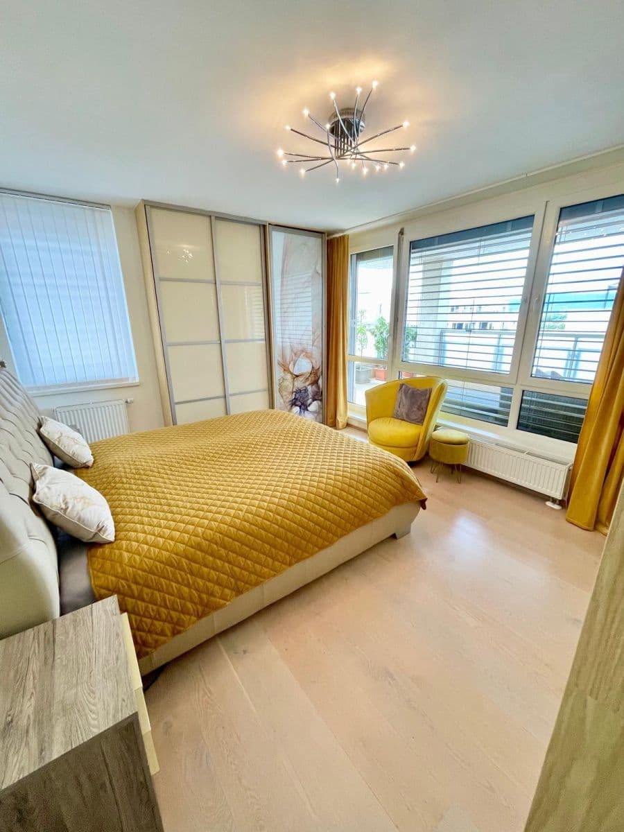 4 bedroom flat for sale, 182 m², Galvaniho, Ružinov, Bratislavský Region 4 bedroom flat for sale, 182 m², Galvaniho, Ružinov, Bratislavský Region