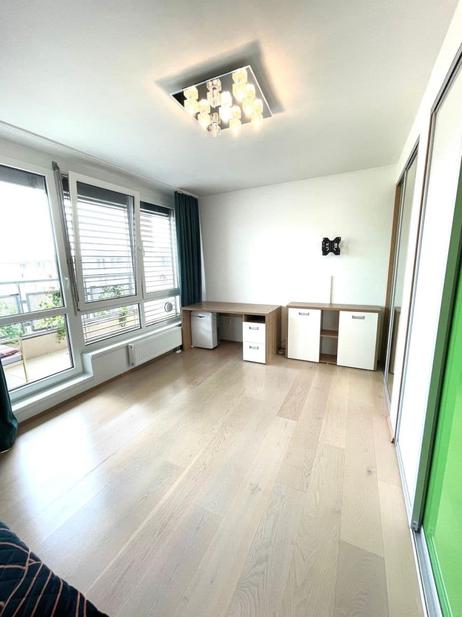 4 bedroom flat for sale, 182 m², Galvaniho, Ružinov, Bratislavský Region 4 bedroom flat for sale, 182 m², Galvaniho, Ružinov, Bratislavský Region