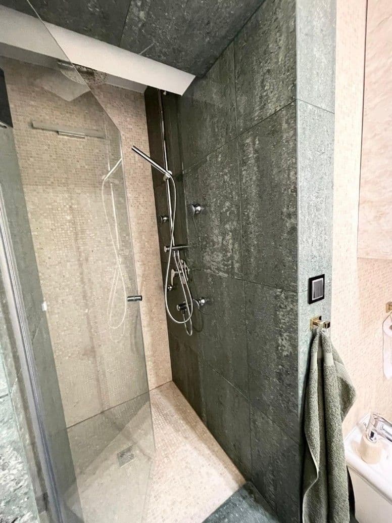 4 bedroom flat for sale, 182 m², Galvaniho, Ružinov, Bratislavský Region 4 bedroom flat for sale, 182 m², Galvaniho, Ružinov, Bratislavský Region