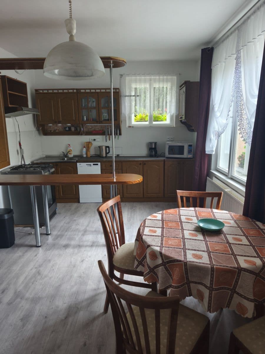 2 bedroom flat to rent, 70 m², Nádražní, Veverská Bítýška, Jihomoravský Region 2 bedroom flat to rent, 70 m², Nádražní, Veverská Bítýška, Jihomoravský Region