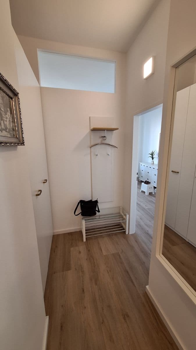 Studio flat to rent, 32 m², Kodaňská, Prague, Prague Studio flat to rent, 32 m², Kodaňská, Prague, Prague