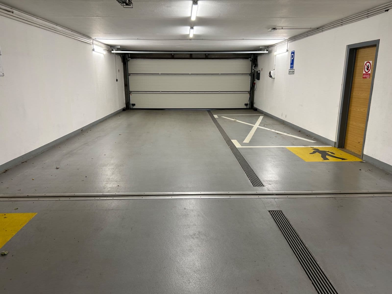 garage to rent, 15 m², Prague, Prague garage to rent, 15 m², Prague, Prague