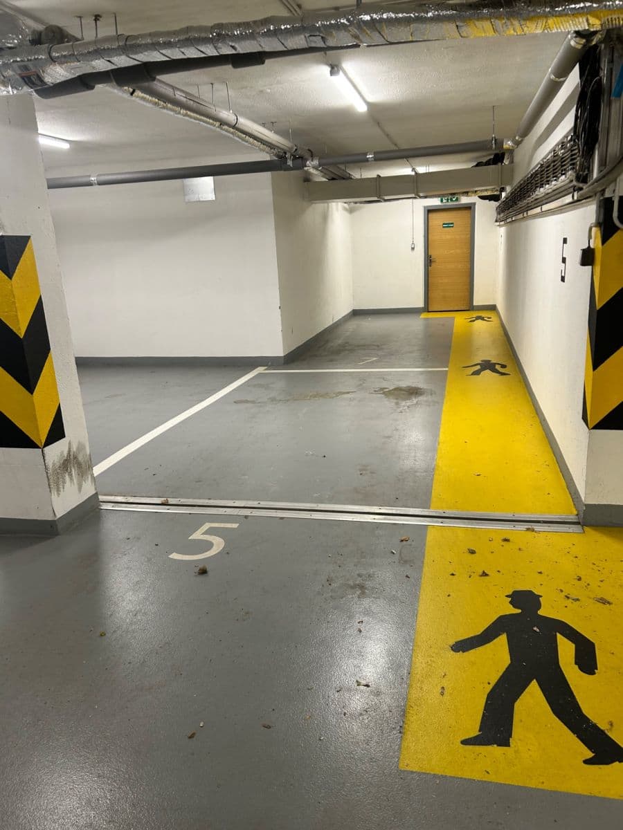 garage to rent, 15 m², Prague, Prague garage to rent, 15 m², Prague, Prague