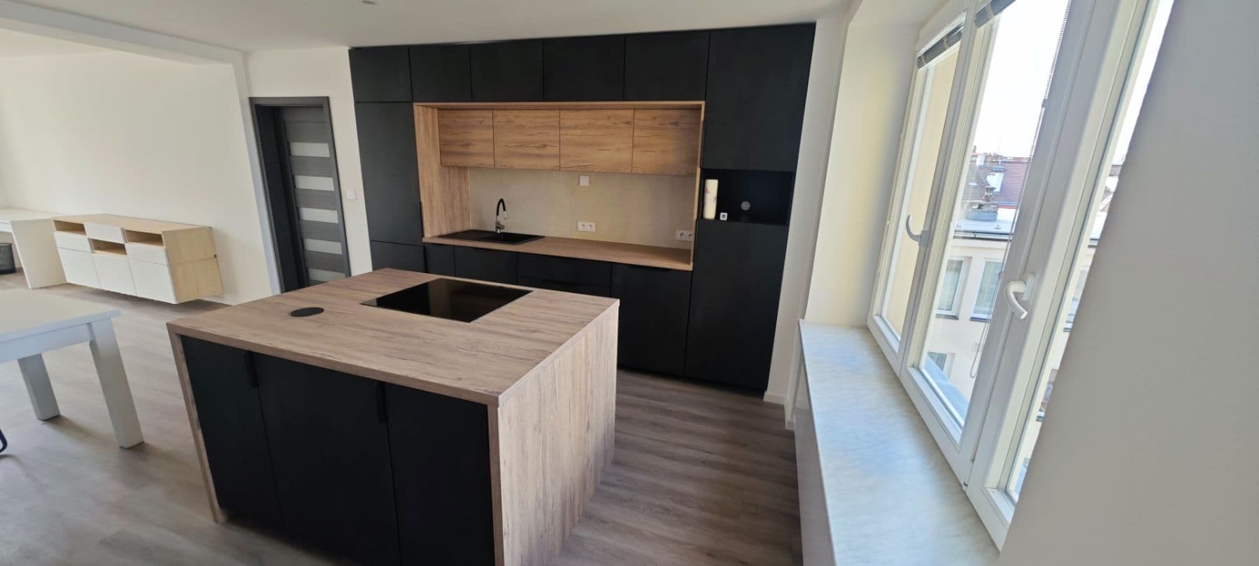 1 bedroom with open-plan kitchen flat to rent, 66 m², Vinohradská, Prague, Prague 1 bedroom with open-plan kitchen flat to rent, 66 m², Vinohradská, Prague, Prague