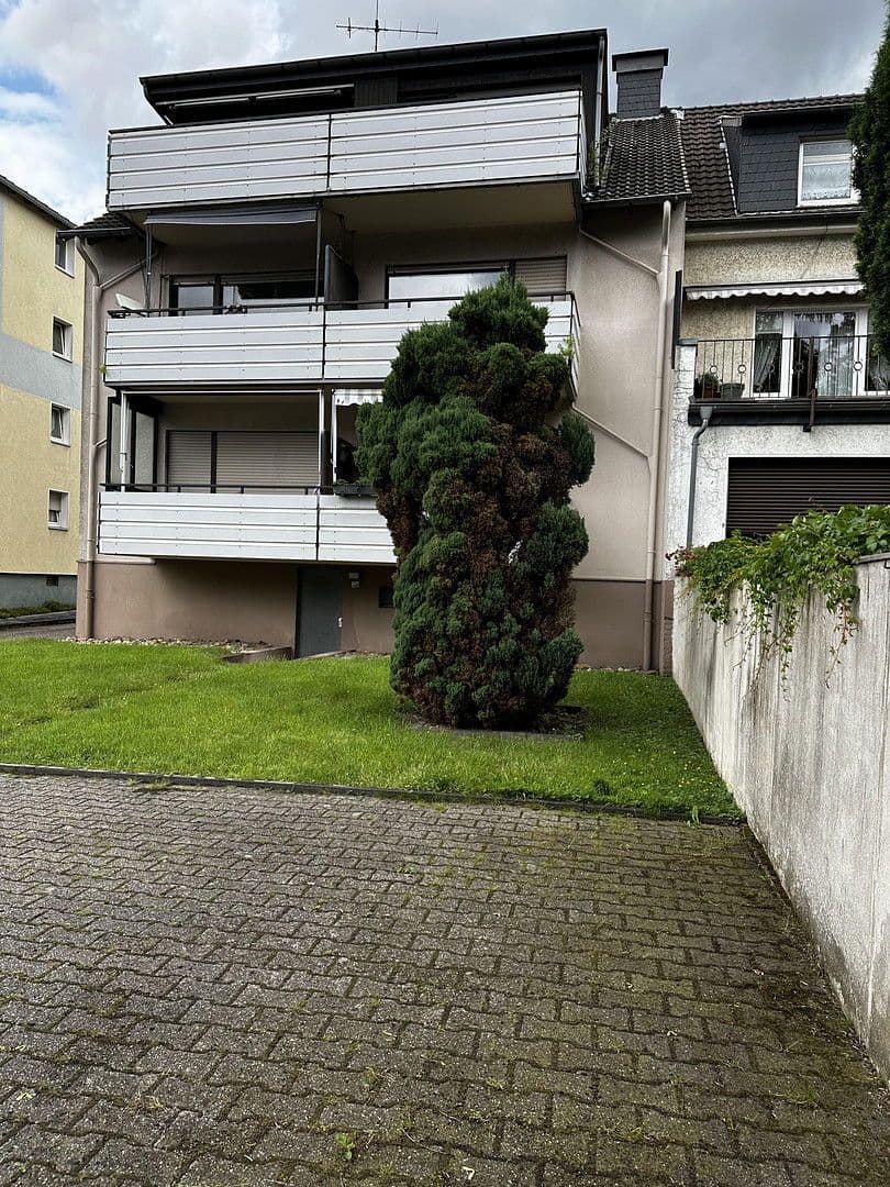 3 bedroom with open-plan kitchen flat for sale, 115 m², Oberhausen, North Rhine-Westphalia 3 bedroom with open-plan kitchen flat for sale, 115 m², Oberhausen, North Rhine-Westphalia