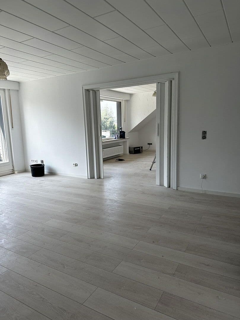 3 bedroom with open-plan kitchen flat for sale, 115 m², Oberhausen, North Rhine-Westphalia 3 bedroom with open-plan kitchen flat for sale, 115 m², Oberhausen, North Rhine-Westphalia