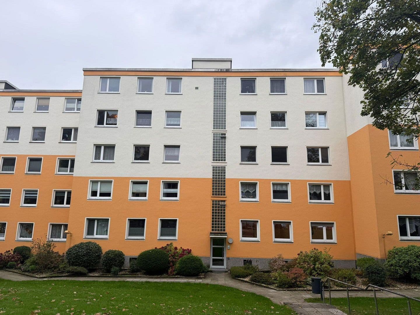 2 bedroom with open-plan kitchen flat for sale, 75 m², Essen, North Rhine-Westphalia 2 bedroom with open-plan kitchen flat for sale, 75 m², Essen, North Rhine-Westphalia