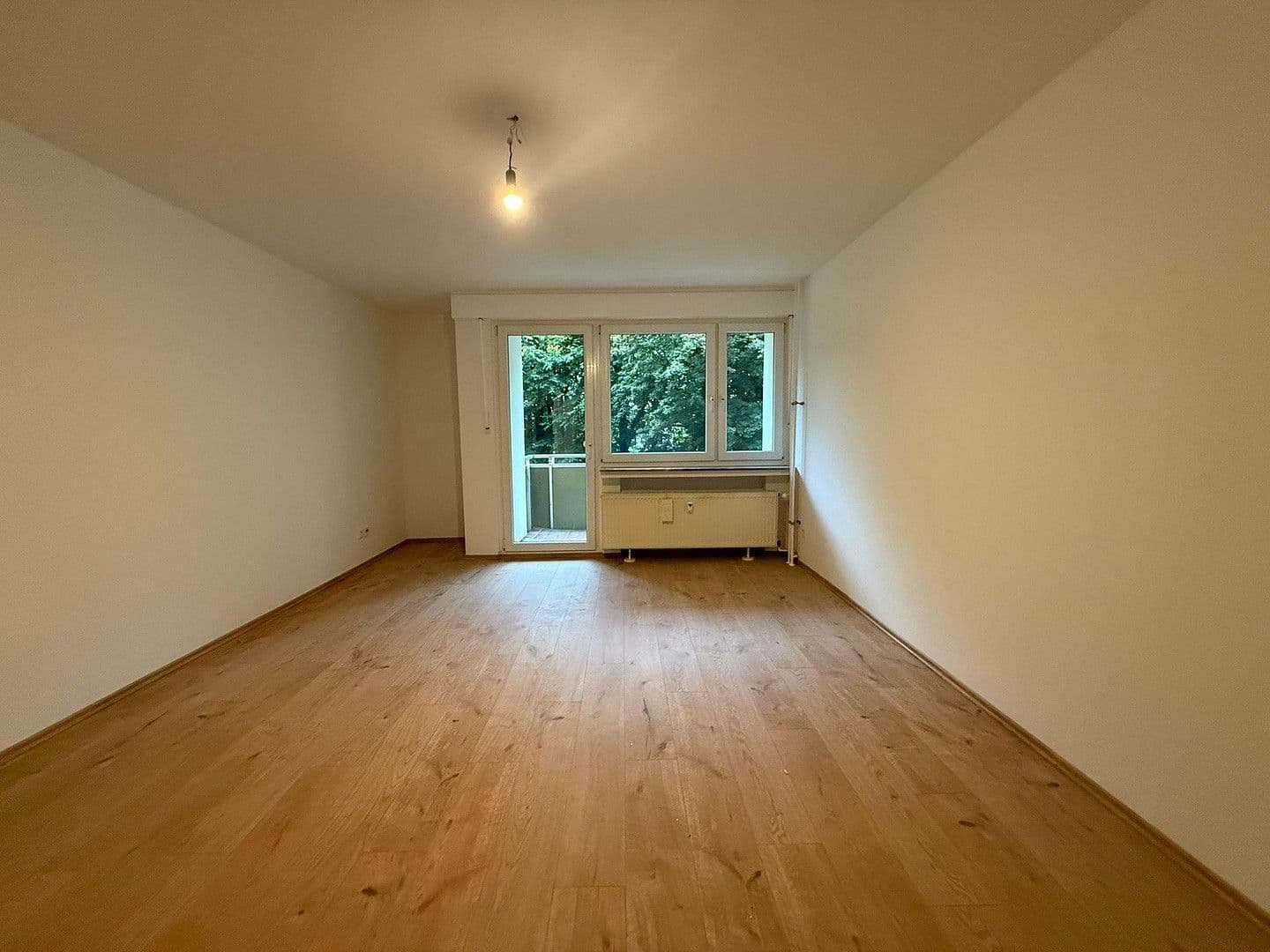 2 bedroom with open-plan kitchen flat for sale, 75 m², Essen, North Rhine-Westphalia 2 bedroom with open-plan kitchen flat for sale, 75 m², Essen, North Rhine-Westphalia