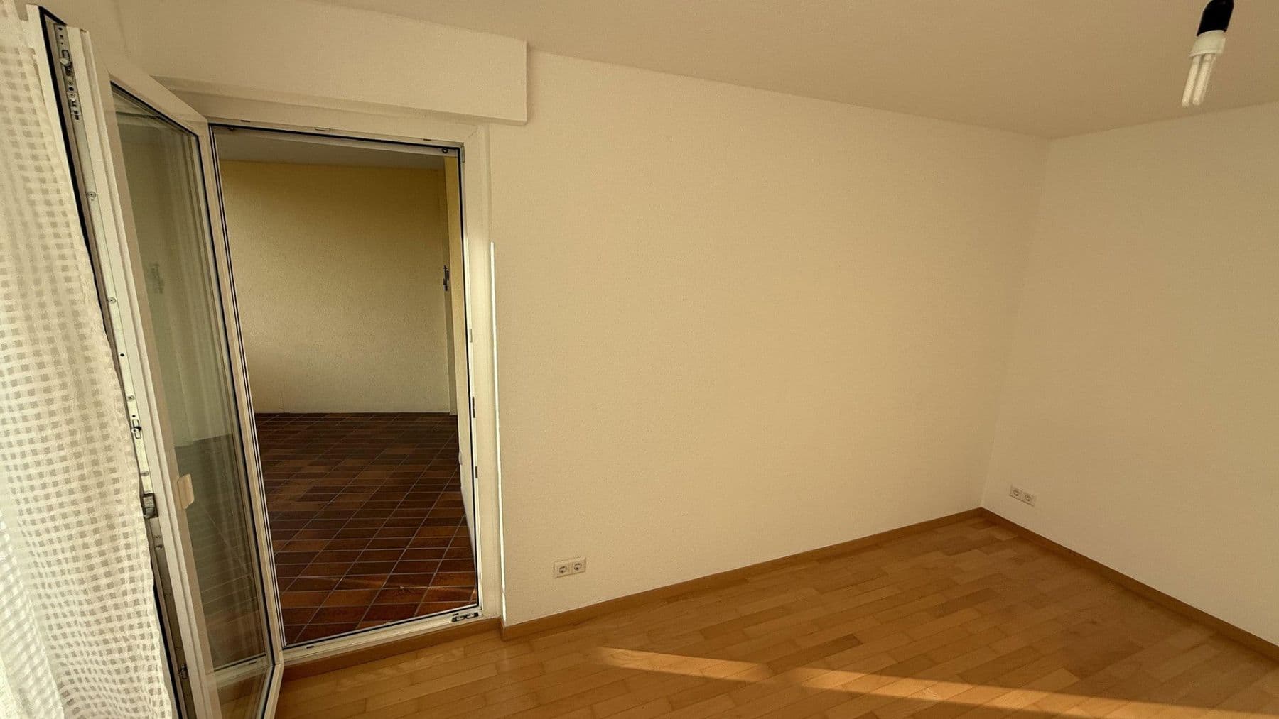 3 bedroom with open-plan kitchen flat to rent, 106 m², Stuttgart, Baden-Württemberg 3 bedroom with open-plan kitchen flat to rent, 106 m², Stuttgart, Baden-Württemberg