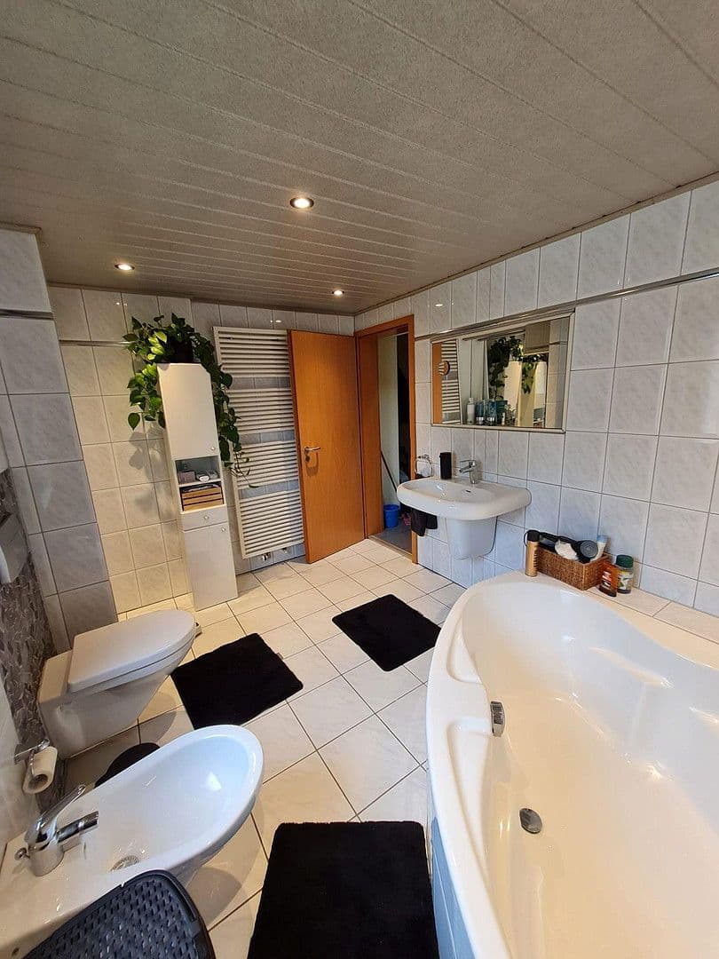 3 bedroom with open-plan kitchen flat for sale, 118 m², Recklinghausen, North Rhine-Westphalia 3 bedroom with open-plan kitchen flat for sale, 118 m², Recklinghausen, North Rhine-Westphalia