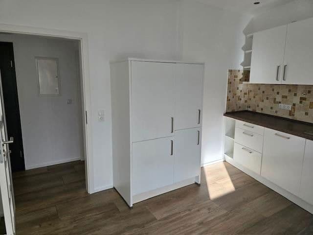 2 bedroom with open-plan kitchen flat to rent, 89 m², Karl-Legien-Straße 235, Bonn, North Rhine-Westphalia 2 bedroom with open-plan kitchen flat to rent, 89 m², Karl-Legien-Straße 235, Bonn, North Rhine-Westphalia