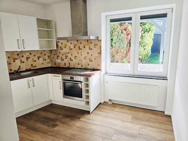 2 bedroom with open-plan kitchen flat to rent, 89 m², Karl-Legien-Straße 235, Bonn, North Rhine-Westphalia 2 bedroom with open-plan kitchen flat to rent, 89 m², Karl-Legien-Straße 235, Bonn, North Rhine-Westphalia