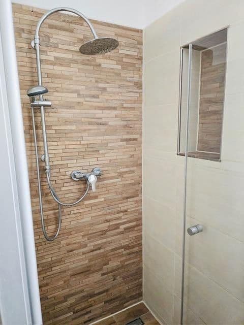 2 bedroom with open-plan kitchen flat to rent, 89 m², Karl-Legien-Straße 235, Bonn, North Rhine-Westphalia 2 bedroom with open-plan kitchen flat to rent, 89 m², Karl-Legien-Straße 235, Bonn, North Rhine-Westphalia