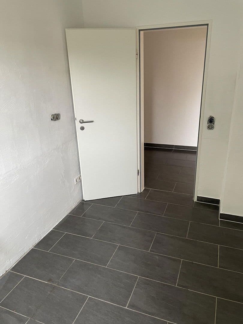 3 bedroom flat to rent, 75 m², Niederdorfelden, Hesse 3 bedroom flat to rent, 75 m², Niederdorfelden, Hesse