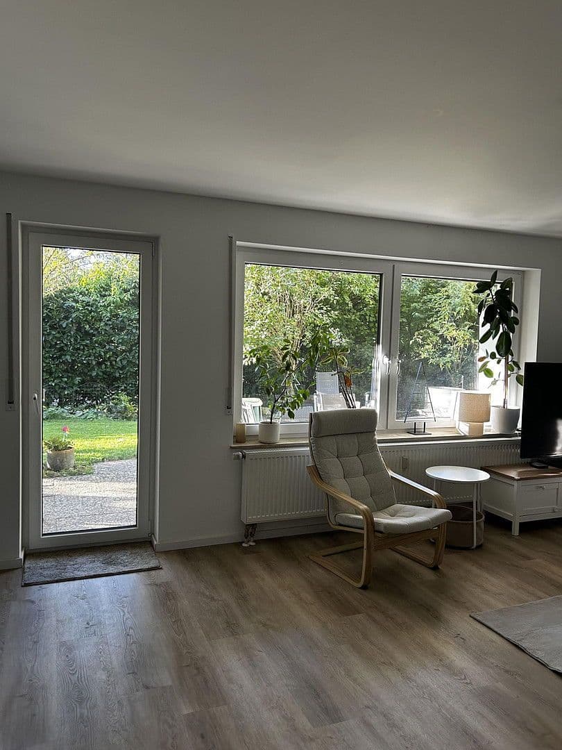 2 bedroom with open-plan kitchen flat for sale, 93 m², Leonberg, Baden-Württemberg 2 bedroom with open-plan kitchen flat for sale, 93 m², Leonberg, Baden-Württemberg