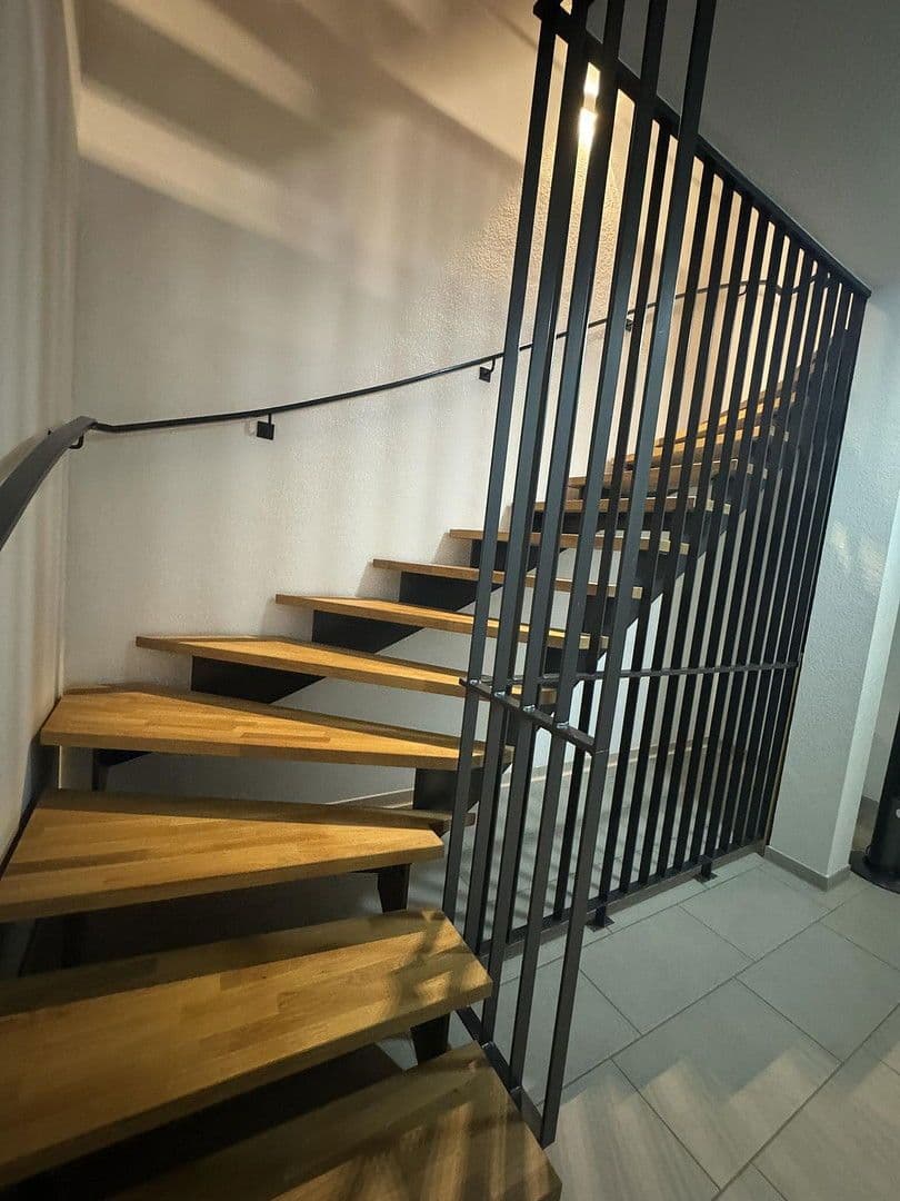 2 bedroom with open-plan kitchen flat to rent, 112 m², Blaustein, Baden-Württemberg 2 bedroom with open-plan kitchen flat to rent, 112 m², Blaustein, Baden-Württemberg