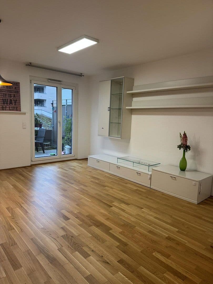 2 bedroom with open-plan kitchen flat to rent, 112 m², Blaustein, Baden-Württemberg 2 bedroom with open-plan kitchen flat to rent, 112 m², Blaustein, Baden-Württemberg