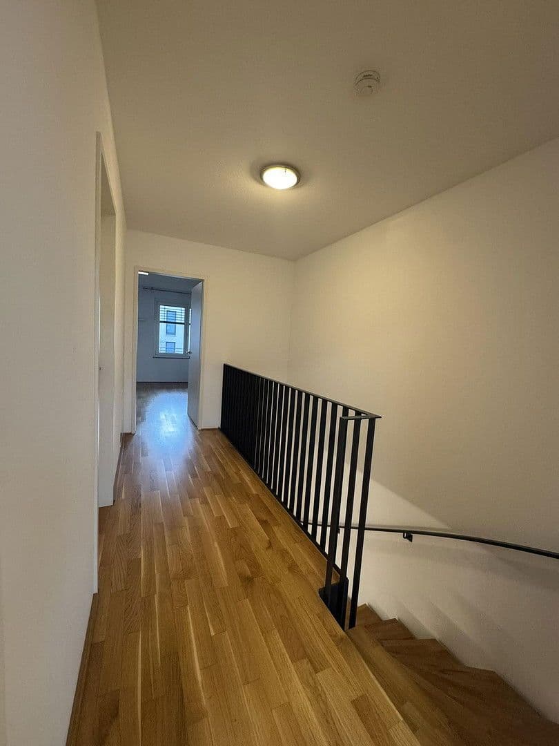 2 bedroom with open-plan kitchen flat to rent, 112 m², Blaustein, Baden-Württemberg 2 bedroom with open-plan kitchen flat to rent, 112 m², Blaustein, Baden-Württemberg