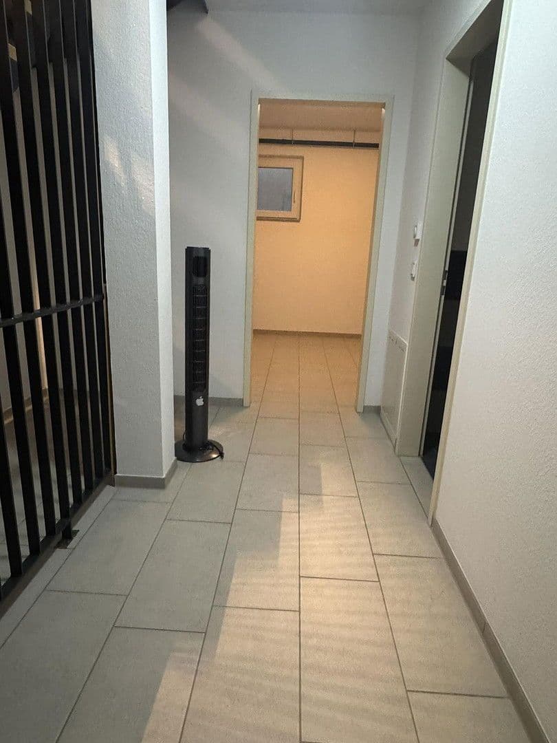 2 bedroom with open-plan kitchen flat to rent, 112 m², Blaustein, Baden-Württemberg 2 bedroom with open-plan kitchen flat to rent, 112 m², Blaustein, Baden-Württemberg