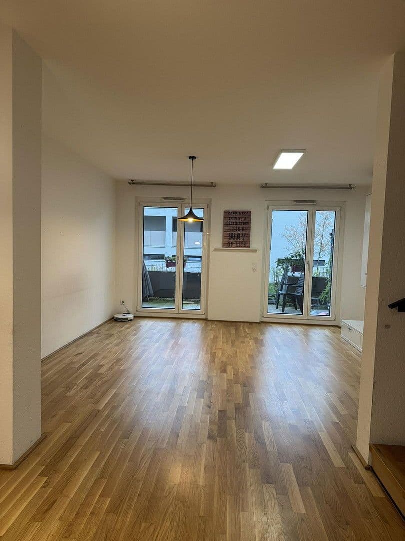 2 bedroom with open-plan kitchen flat to rent, 112 m², Blaustein, Baden-Württemberg 2 bedroom with open-plan kitchen flat to rent, 112 m², Blaustein, Baden-Württemberg