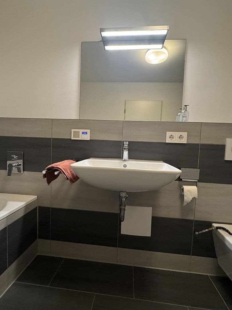 2 bedroom with open-plan kitchen flat to rent, 112 m², Blaustein, Baden-Württemberg 2 bedroom with open-plan kitchen flat to rent, 112 m², Blaustein, Baden-Württemberg