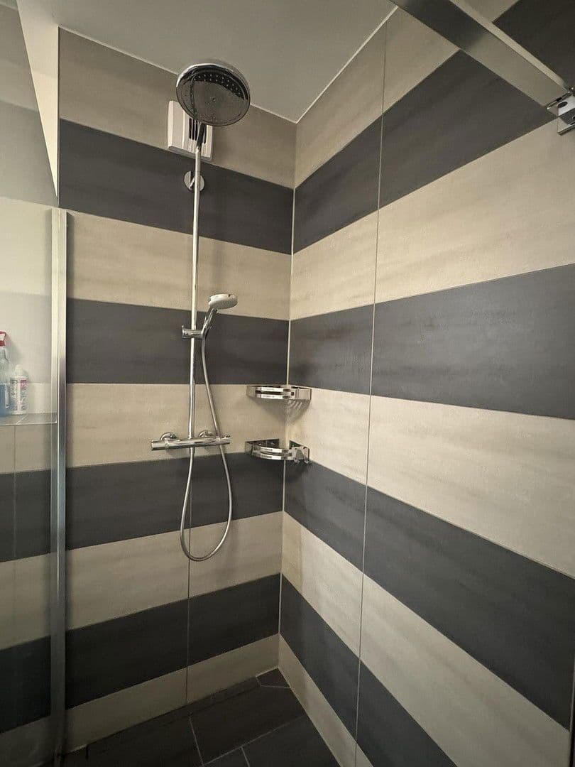 2 bedroom with open-plan kitchen flat to rent, 112 m², Blaustein, Baden-Württemberg 2 bedroom with open-plan kitchen flat to rent, 112 m², Blaustein, Baden-Württemberg