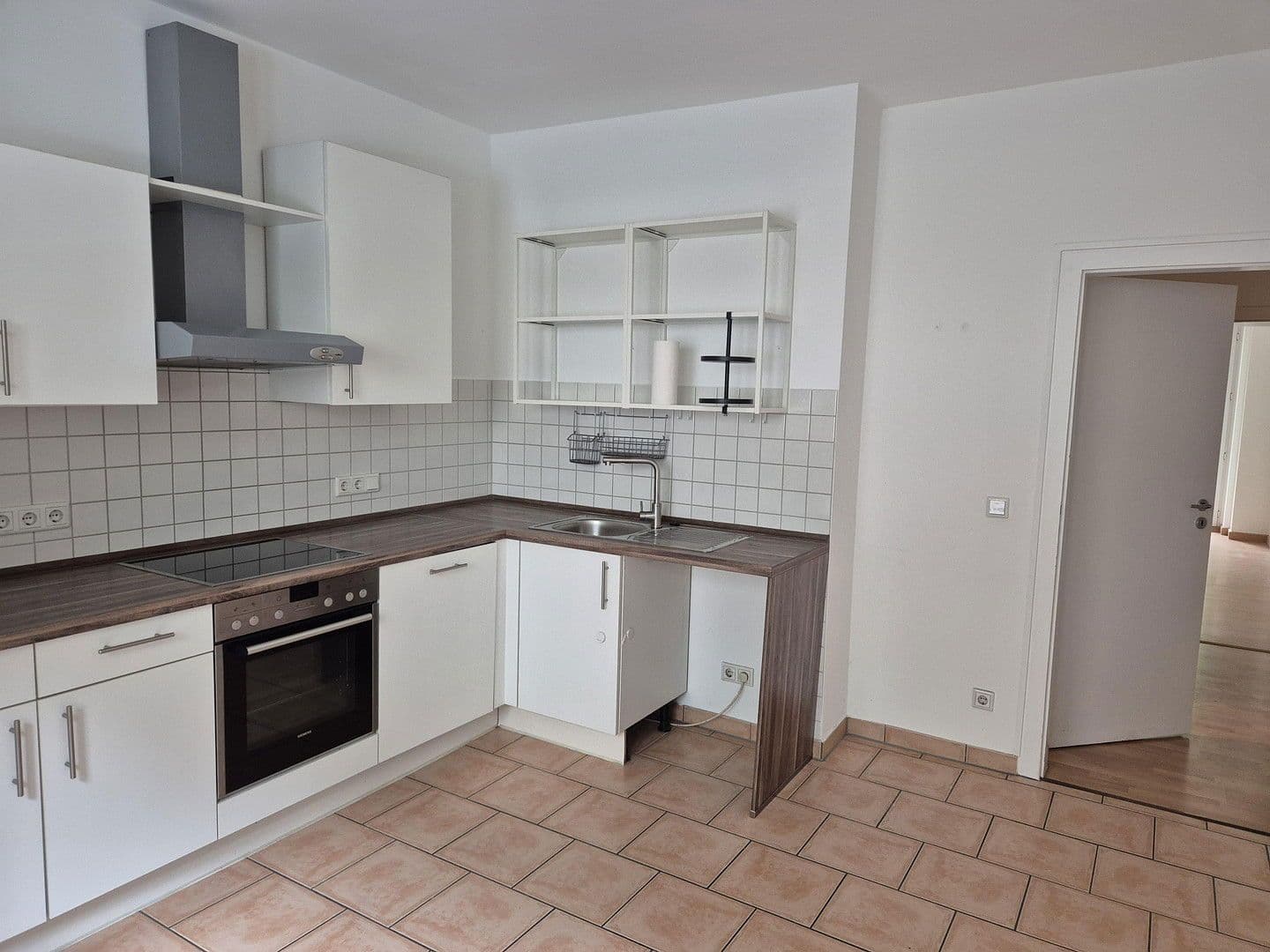 3 bedroom flat to rent, 84 m², Düsseldorf, North Rhine-Westphalia 3 bedroom flat to rent, 84 m², Düsseldorf, North Rhine-Westphalia
