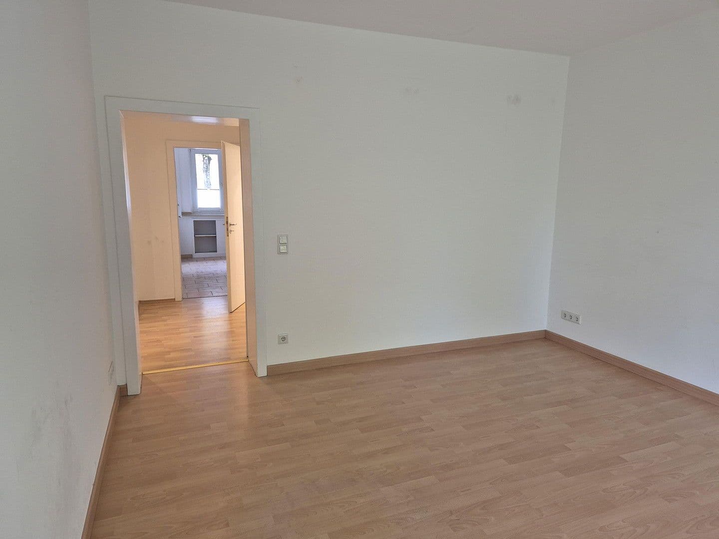 3 bedroom flat to rent, 84 m², Düsseldorf, North Rhine-Westphalia 3 bedroom flat to rent, 84 m², Düsseldorf, North Rhine-Westphalia
