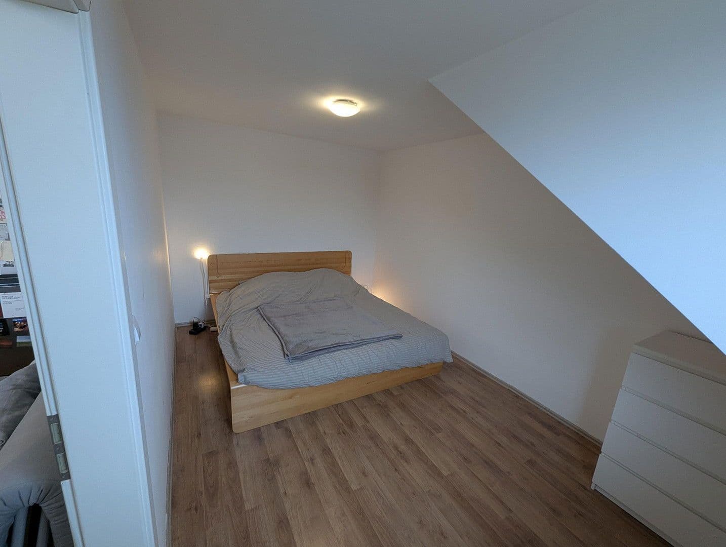1 bedroom with open-plan kitchen flat to rent, 82 m², Erkratherstr. 28, Düsseldorf, North Rhine-Westphalia 1 bedroom with open-plan kitchen flat to rent, 82 m², Erkratherstr. 28, Düsseldorf, North Rhine-Westphalia