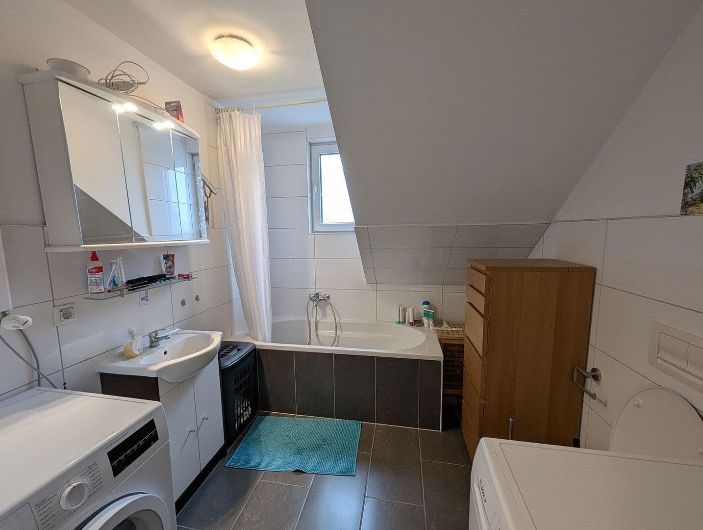 1 bedroom with open-plan kitchen flat to rent, 82 m², Erkratherstr. 28, Düsseldorf, North Rhine-Westphalia 1 bedroom with open-plan kitchen flat to rent, 82 m², Erkratherstr. 28, Düsseldorf, North Rhine-Westphalia