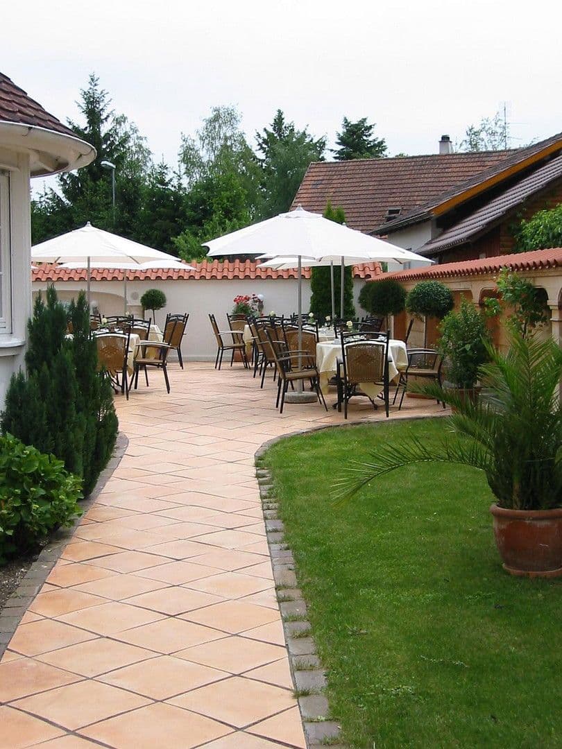 non-residential property to rent, 850 m², Dorfstrasse 6, Bad Schussenried, Baden-Württemberg non-residential property to rent, 850 m², Dorfstrasse 6, Bad Schussenried, Baden-Württemberg