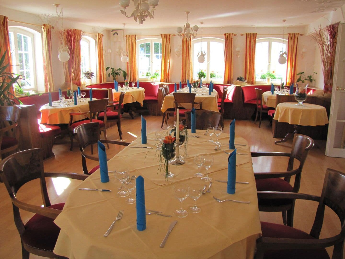 non-residential property to rent, 850 m², Dorfstrasse 6, Bad Schussenried, Baden-Württemberg non-residential property to rent, 850 m², Dorfstrasse 6, Bad Schussenried, Baden-Württemberg