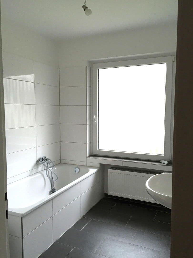 3 bedroom flat to rent, 105 m², Bonn - Bad Godesberg, North Rhine-Westphalia 3 bedroom flat to rent, 105 m², Bonn - Bad Godesberg, North Rhine-Westphalia