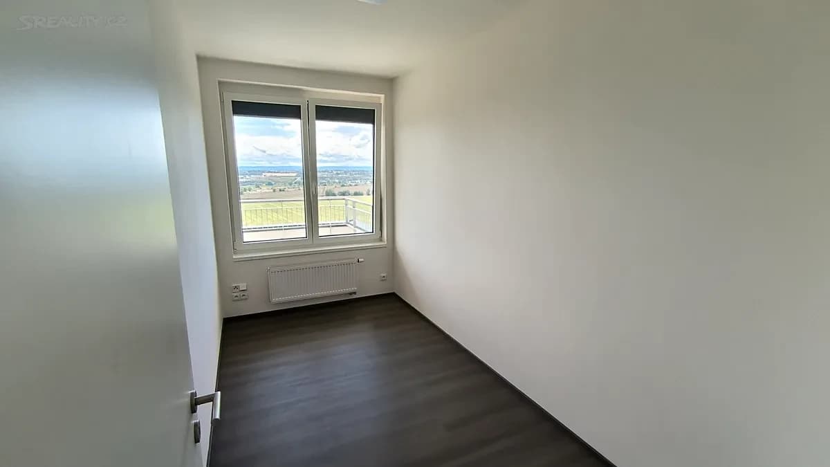 2 bedroom with open-plan kitchen flat to rent, 58 m², Thomasova, Prague, Prague 2 bedroom with open-plan kitchen flat to rent, 58 m², Thomasova, Prague, Prague