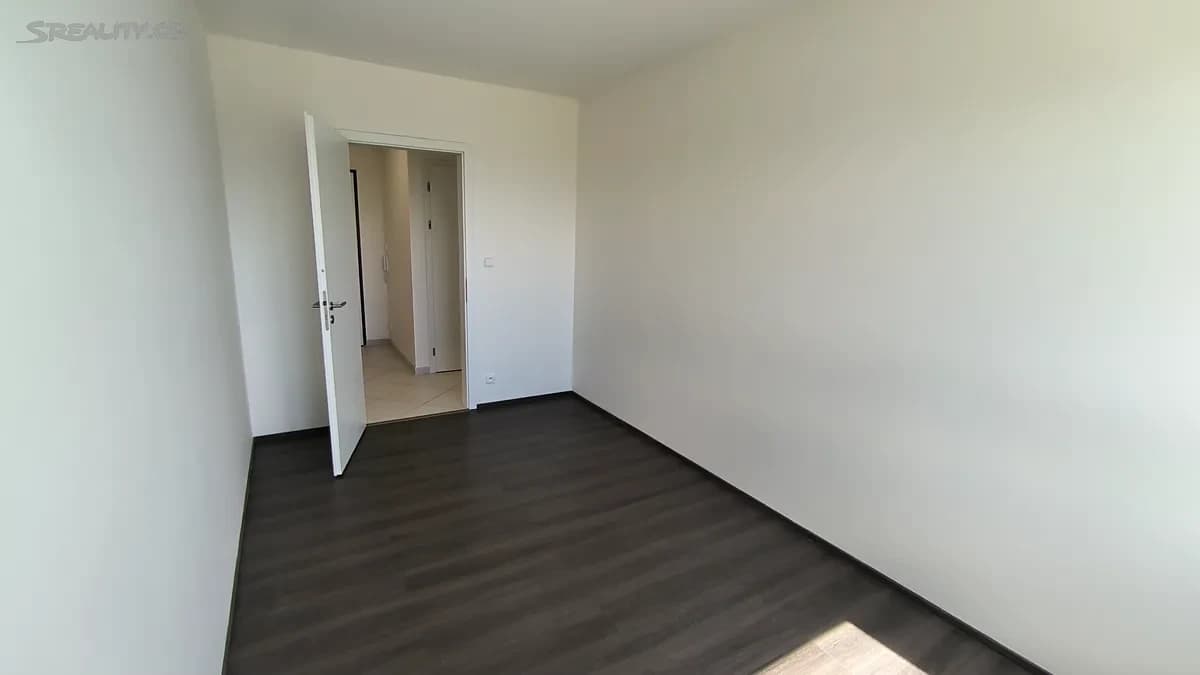 2 bedroom with open-plan kitchen flat to rent, 58 m², Thomasova, Prague, Prague 2 bedroom with open-plan kitchen flat to rent, 58 m², Thomasova, Prague, Prague