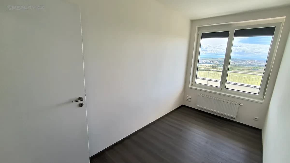 2 bedroom with open-plan kitchen flat to rent, 58 m², Thomasova, Prague, Prague 2 bedroom with open-plan kitchen flat to rent, 58 m², Thomasova, Prague, Prague